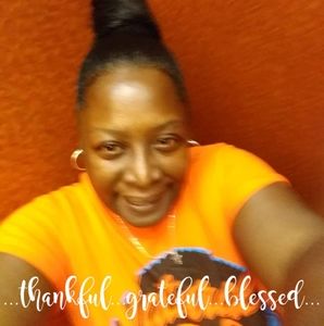 Meet your Posher, Michele